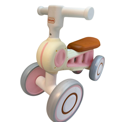 Triciclo Tipo Moto con Luces